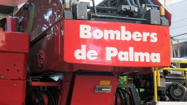 Parte posterior de un camión de los Bomberos de Palma Parte posterior de un camión de los Bomberos de Palma