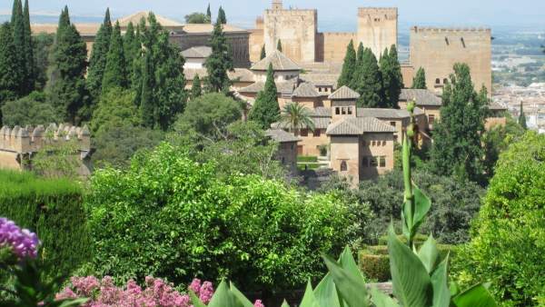 La Alhambra vista desde el Albaicín La Alhambra vista desde el Albaicín