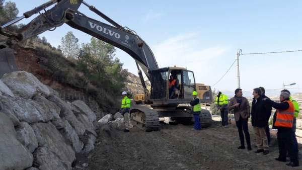 Obras del vial de acceso y circunvalación al castillo de Lorca Obras del vial de acceso y circunvalación al castillo de Lorca