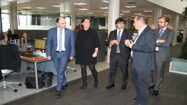 Manu Ayerdi visita Thomson Reuter. Manu Ayerdi visita Thomson Reuter.