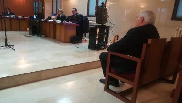 Conclusión Del Juicio Al Ex Párroco De Selva En La Audiencia Conclusión Del Juicio Al Ex Párroco De Selva En La Audiencia