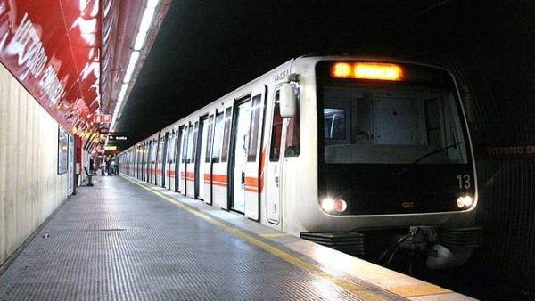 Agresión en el metro de Roma Agresión en el metro de Roma