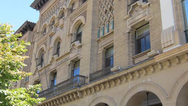 Edificio de Correos de Zaragoza Edificio de Correos de Zaragoza