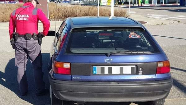 Vehículo inmovilizado en Viana Vehículo inmovilizado en Viana