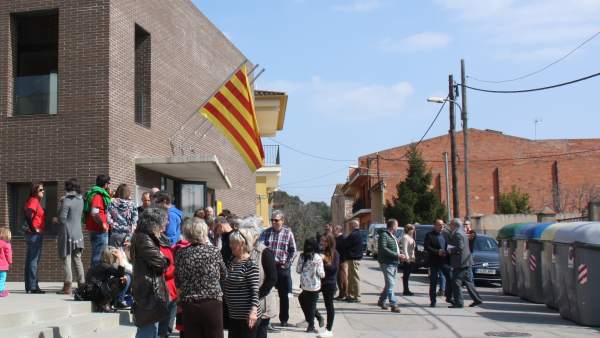 Diversos vecinos de Medinyà. Diversos vecinos de Medinyà.