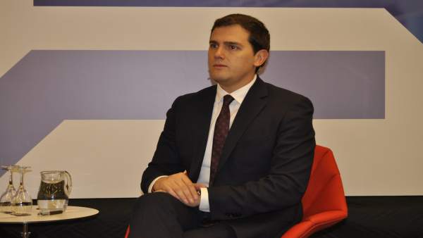 El presidente de Cs, Albert Rivera, en los Desayunos de Heraldo de Aragón. El presidente de Cs, Albert Rivera, en los Desayunos de Heraldo de Aragón.