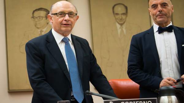 Cristóbal Montoro, ministro de Hacienda Cristóbal Montoro, ministro de Hacienda