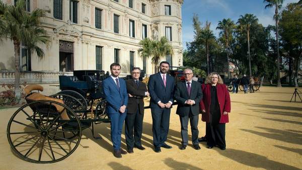 El consejero de Turismo en la Real Escuela de Arte Ecuestre El consejero de Turismo en la Real Escuela de Arte Ecuestre