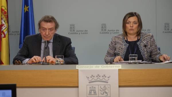 Marcos atienda a la prensa junto al vicepresidente de la Junta Marcos atienda a la prensa junto al vicepresidente de la Junta