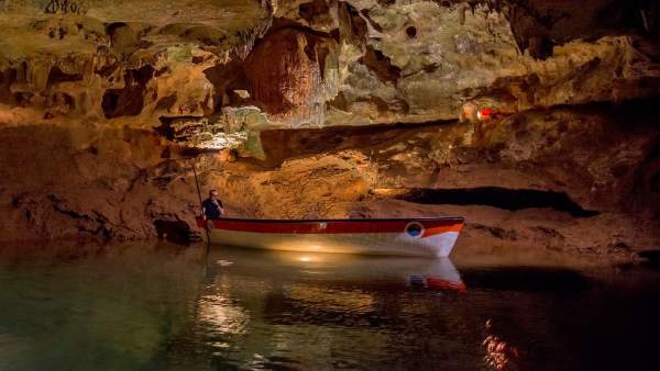 Les Coves de Sant Josep Les Coves de Sant Josep