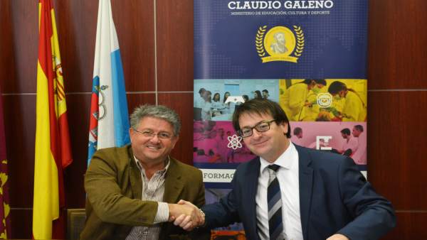 Imagen de la firma del acuerdo Imagen de la firma del acuerdo