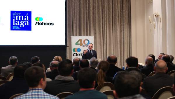 Elías Bendodo presidente Diputación Málaga con Callejón pte Aehcos hoteles sabor Elías Bendodo presidente Diputación Málaga con Callejón pte Aehcos hoteles sabor