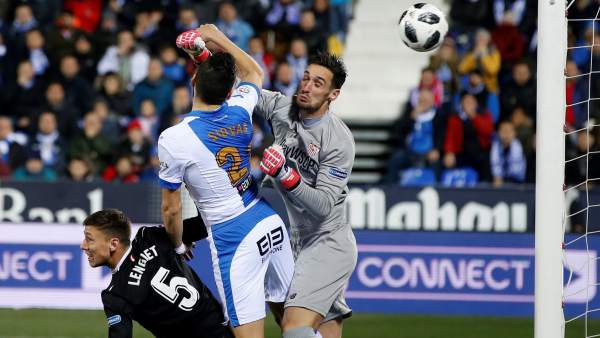 Sergio Rico Sergio Rico