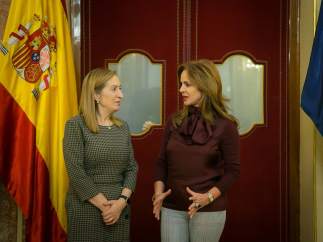 Ana Pastor y Silvia Clemente