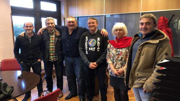 IU con representantes de Jusapol. IU con representantes de Jusapol.