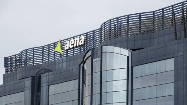 Edificio de Servicios Centrales de AENA en la calle Peonías de Madrid Edificio de Servicios Centrales de AENA en la calle Peonías de Madrid