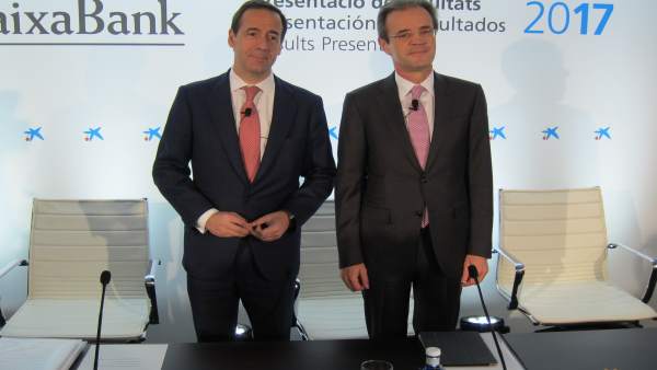 Gual (CaixaBank) insisteix que el canvi a València va ser una decisió "difícil" però "encertada" per seguretat jurídica Gual (CaixaBank) insisteix que el canvi a València va ser una decisió "difícil" però "encertada" per seguretat jurídica