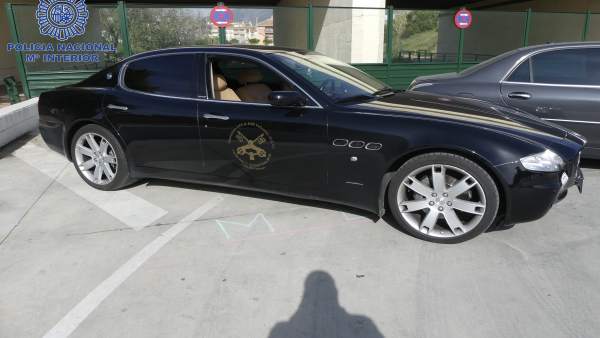 Coche banca vaticana red suplantaba al Banco Vaticano en Fuengirola Coche banca vaticana red suplantaba al Banco Vaticano en Fuengirola