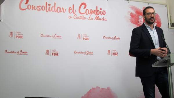 Gutiérrez en rueda de prensa Gutiérrez en rueda de prensa