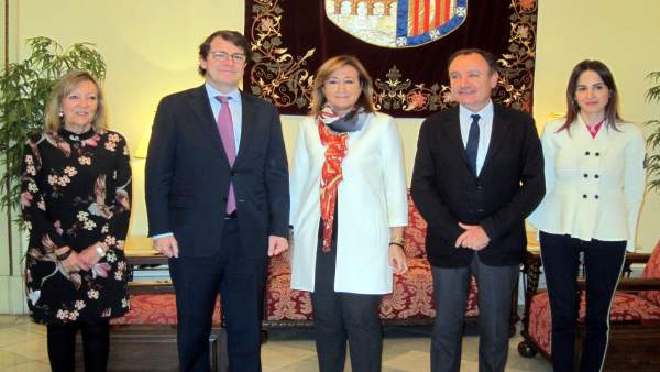 Fernández Mañueco recibe a María José Ordóñez Fernández Mañueco recibe a María José Ordóñez