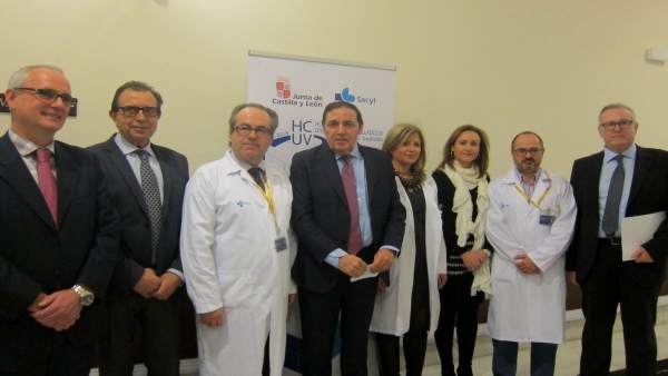 Responsables de los cinco nuevos servicios con calidad AENOR. Responsables de los cinco nuevos servicios con calidad AENOR.