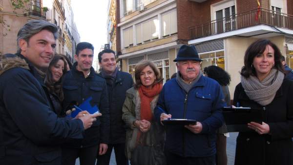 María Luisa Ceballos con José María Bellido, Andrés Lorite y otros cargos del PP María Luisa Ceballos con José María Bellido, Andrés Lorite y otros cargos del PP