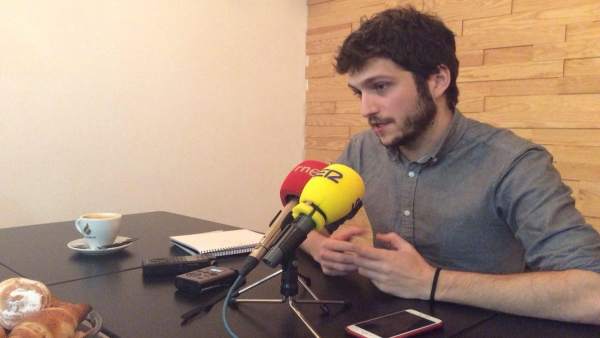 Estañ en un encuentro con la prensa en Alicante Estañ en un encuentro con la prensa en Alicante