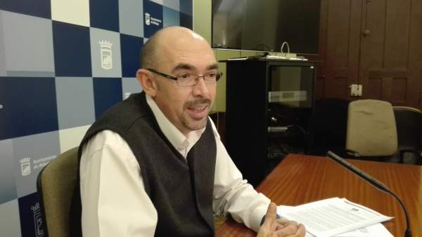 Eduardo Zorrilla en rueda de prensa Eduardo Zorrilla en rueda de prensa