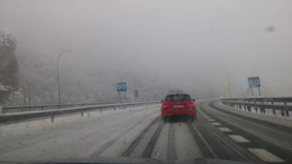 AUTOPISTA DEL HUERNA, NIEVE, TEMPORAL, CADENAS, AP-6 AUTOPISTA DEL HUERNA, NIEVE, TEMPORAL, CADENAS, AP-6