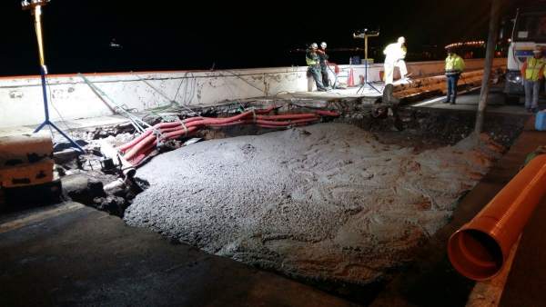 Trabajos para arreglar el socavón de la Avenida Marítima de LPGC Trabajos para arreglar el socavón de la Avenida Marítima de LPGC
