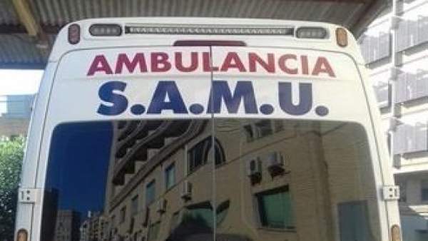Imagen de archivo de una SAMU Imagen de archivo de una SAMU