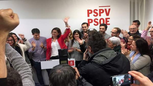 Sandra Gómez tras su victoria en las primarias Sandra Gómez tras su victoria en las primarias
