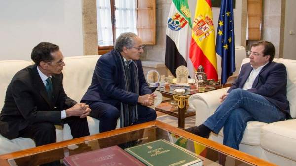 Fernández Vara y ministra saharaui Fernández Vara y ministra saharaui