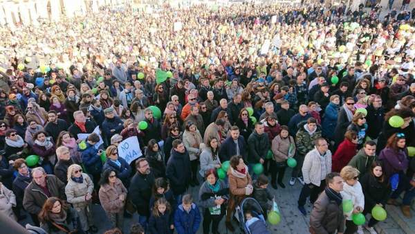 Manifestación contra la mina de Valdeflórez en Cáceres Manifestación contra la mina de Valdeflórez en Cáceres
