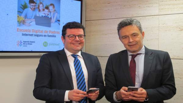 Escuela Digital de Padres con Escobar y Domínguez Escuela Digital de Padres con Escobar y Domínguez