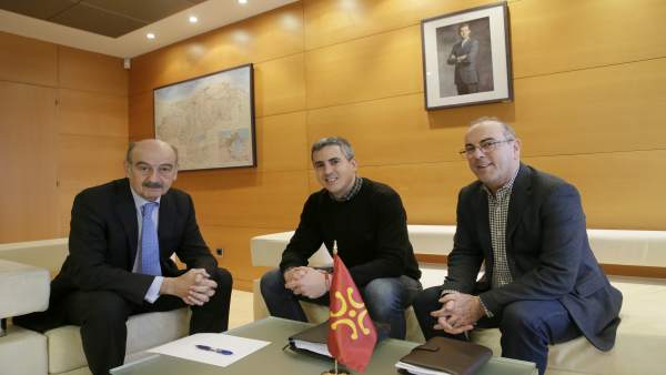 El consejero y el alcalde El consejero y el alcalde