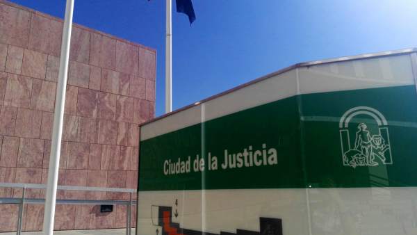 Ciudad de la Justicia de Málaga. Fachada Ciudad de la Justicia de Málaga. Fachada