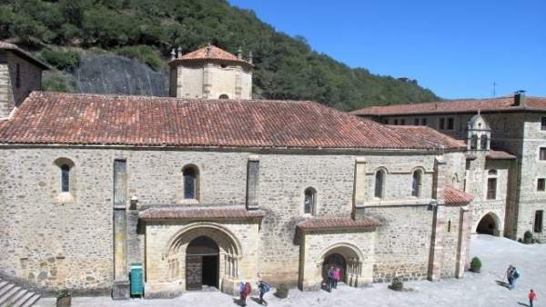 Monasterio de Santo Toribio de Liébana Monasterio de Santo Toribio de Liébana