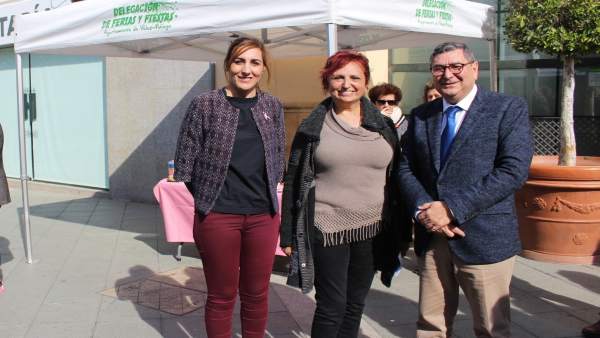 Np: Vélez Málaga Conmemora El Día Mundial Contra El Cáncer Np: Vélez Málaga Conmemora El Día Mundial Contra El Cáncer