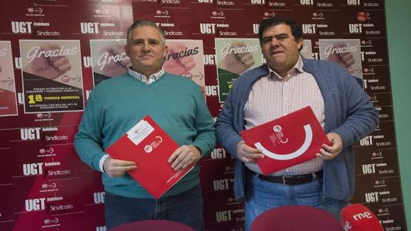 Téllez (izda.) y Jiménez, durante el encuentro mantenido Téllez (izda.) y Jiménez, durante el encuentro mantenido