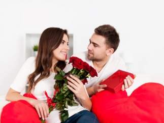 Romántico, San Valentín, Rosas, regalos, amor, romanticismo