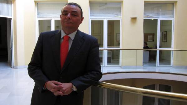 La CEV demana "altura de mires" a polítics valencians a Madrid perquè recolzen els PGE i es millore el finançament La CEV demana "altura de mires" a polítics valencians a Madrid perquè recolzen els PGE i es millore el finançament
