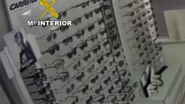 Expositor de una de las ópticas afectadas por los hurtos Expositor de una de las ópticas afectadas por los hurtos