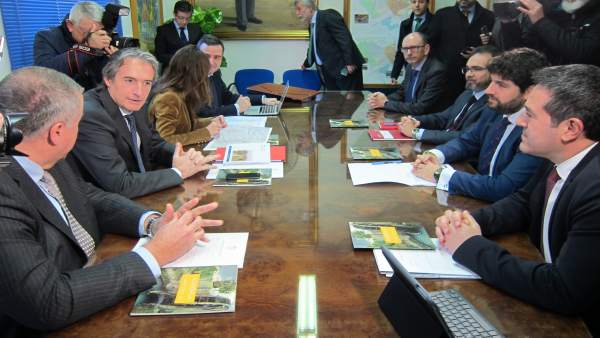 Iñigo de la Serna en su visita a Alcantarilla Iñigo de la Serna en su visita a Alcantarilla