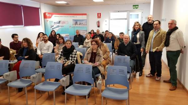 Inauguración del curso sobre uso de la imagen de empresa en el entorno digital. Inauguración del curso sobre uso de la imagen de empresa en el entorno digital.