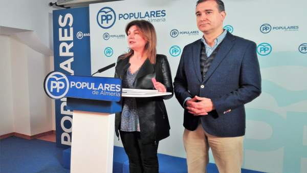 Rosalía Espinosa y Amós García (PP) Rosalía Espinosa y Amós García (PP)