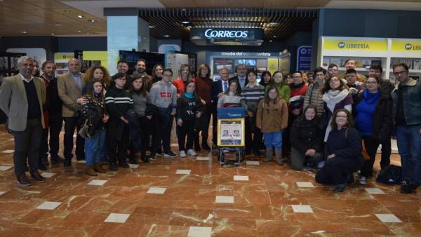 Inauguración de la exposición 'Xtumirada' en Correos en Murcia Inauguración de la exposición 'Xtumirada' en Correos en Murcia