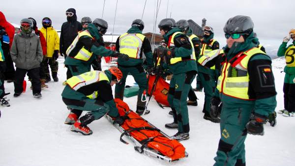 Fotogalería: Simulacro De Rescate Tras Avalancha En Sierra Neveda Fotogalería: Simulacro De Rescate Tras Avalancha En Sierra Neveda