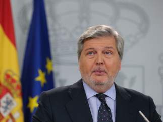 Rueda de prensa de Iñigo Méndez de Vigo tras el Consejo de Ministros