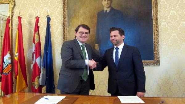 Salamanca.- Alfonso Fernández Mañueco y Alejandro González Salamanca.- Alfonso Fernández Mañueco y Alejandro González